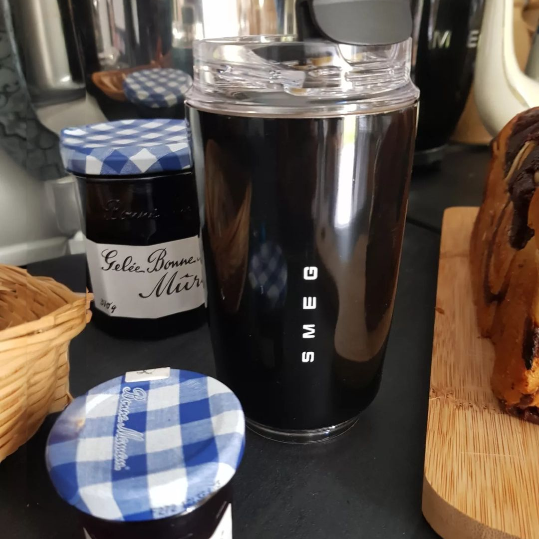 Stainless Steel Thermos Cup — 500ml Leak-Proof 3